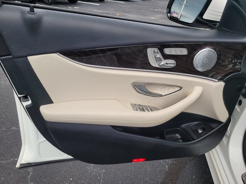 Used 2019 Mercedes-Benz E 300 image 14