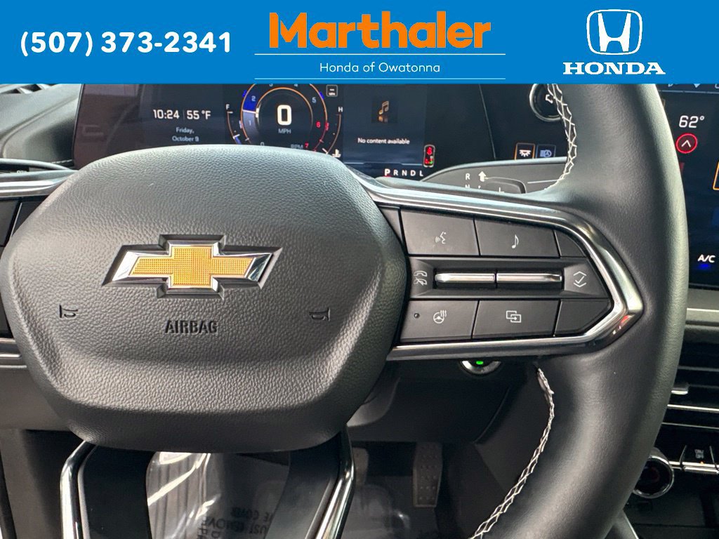 Used 2026 Chevrolet Traverse LT w/ Driver Confidence Package AWD/4WD image 25