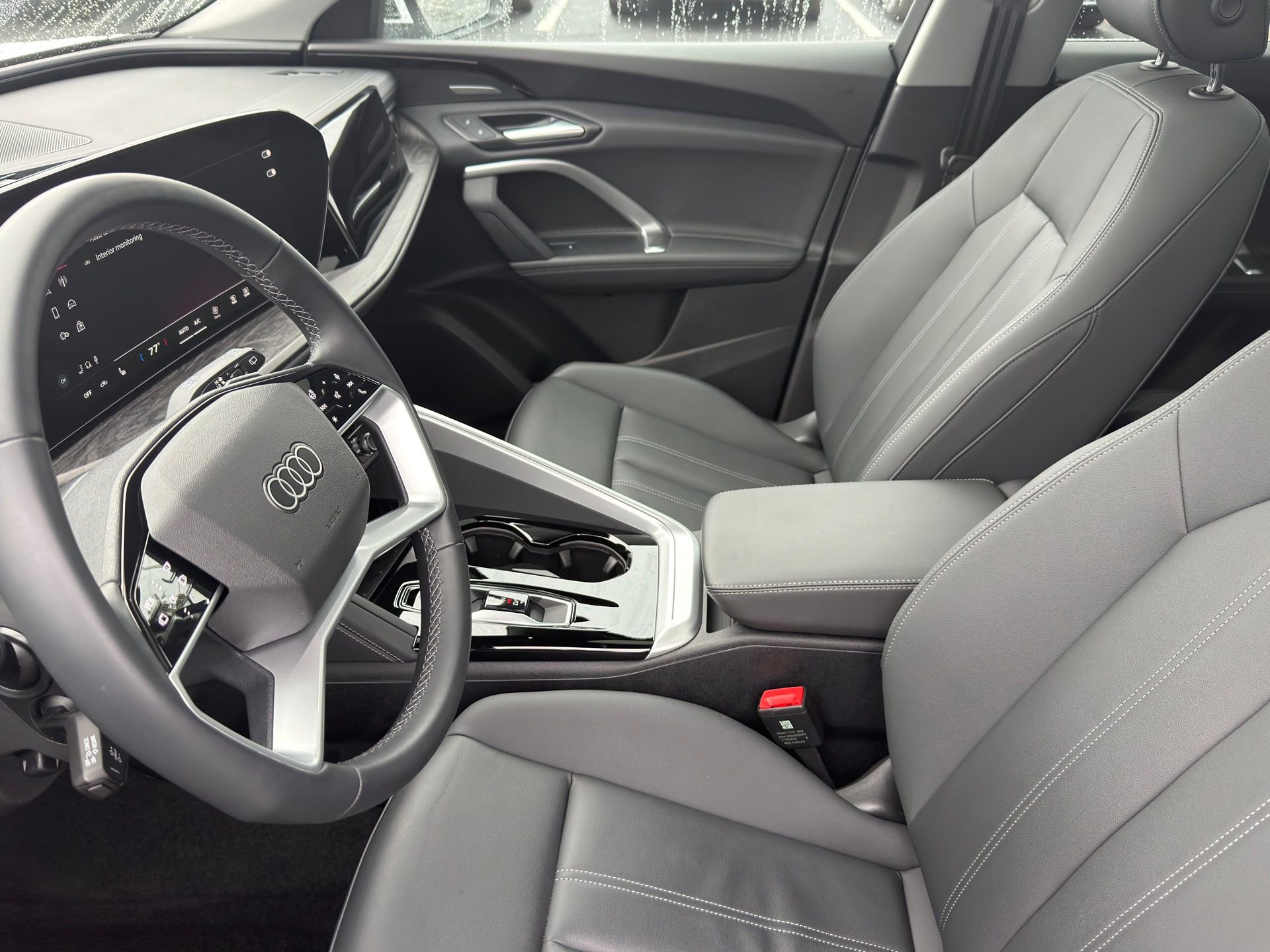 Used 2025 Audi Q5 Premium Plus w/ Premium Plus image 9