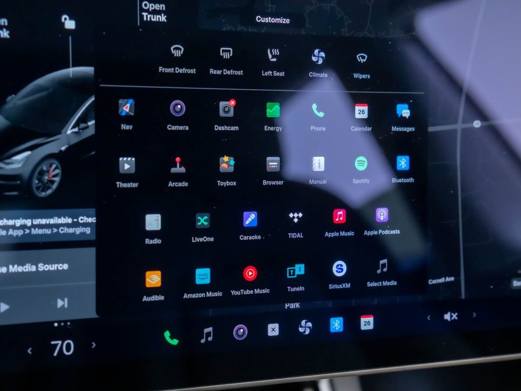 Used 2020 Tesla Model 3 Performance image 22