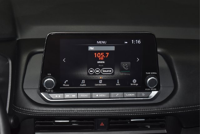 Used 2025 Nissan Rogue SV AWD/4WD image 36