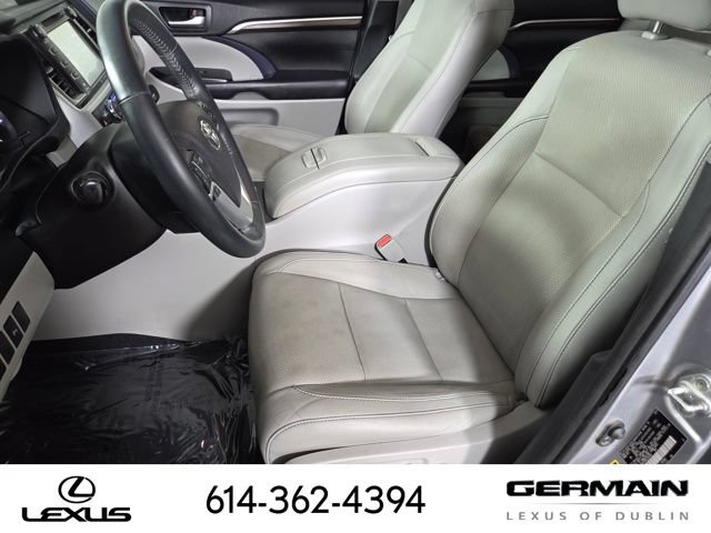 Used 2016 Toyota Highlander Limited AWD/4WD image 18