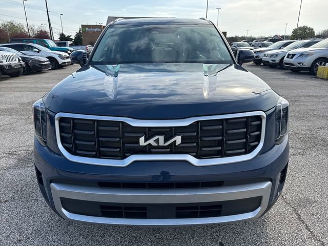 Certified 2023 Kia Telluride S image 2