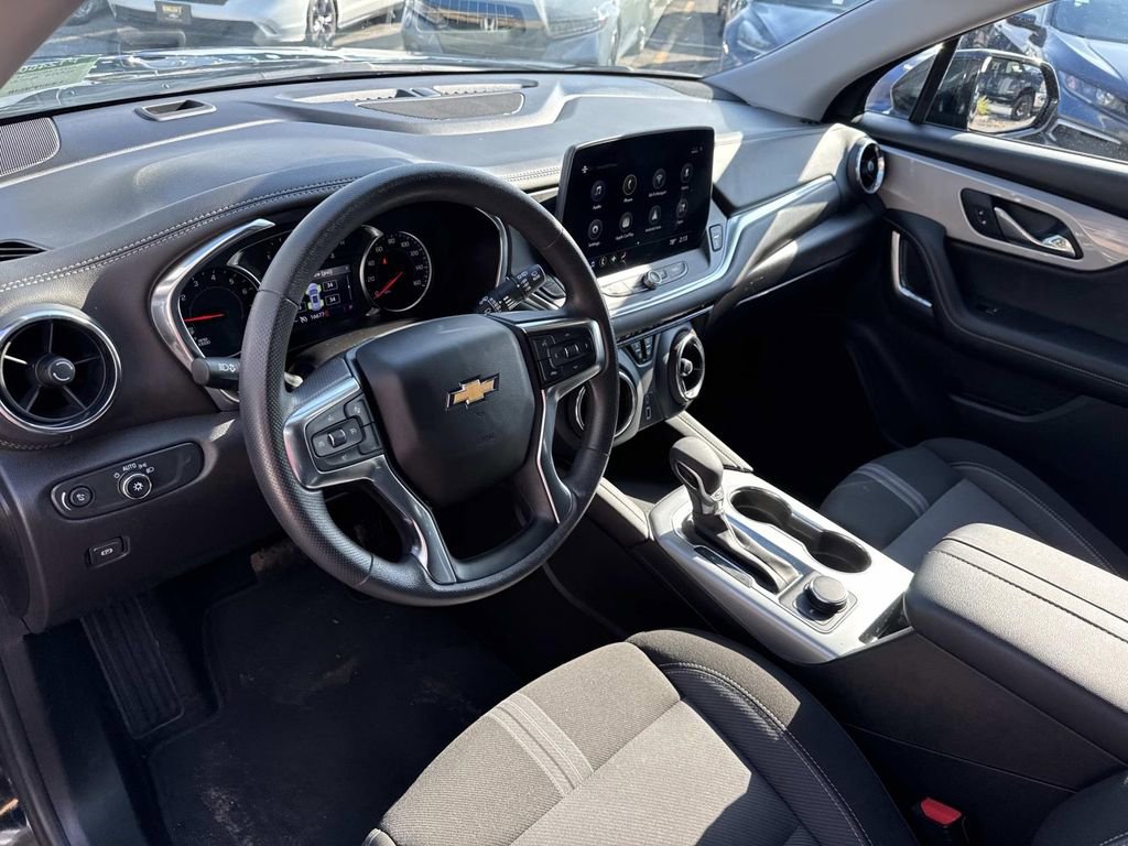 Certified 2025 Chevrolet Blazer LT image 19