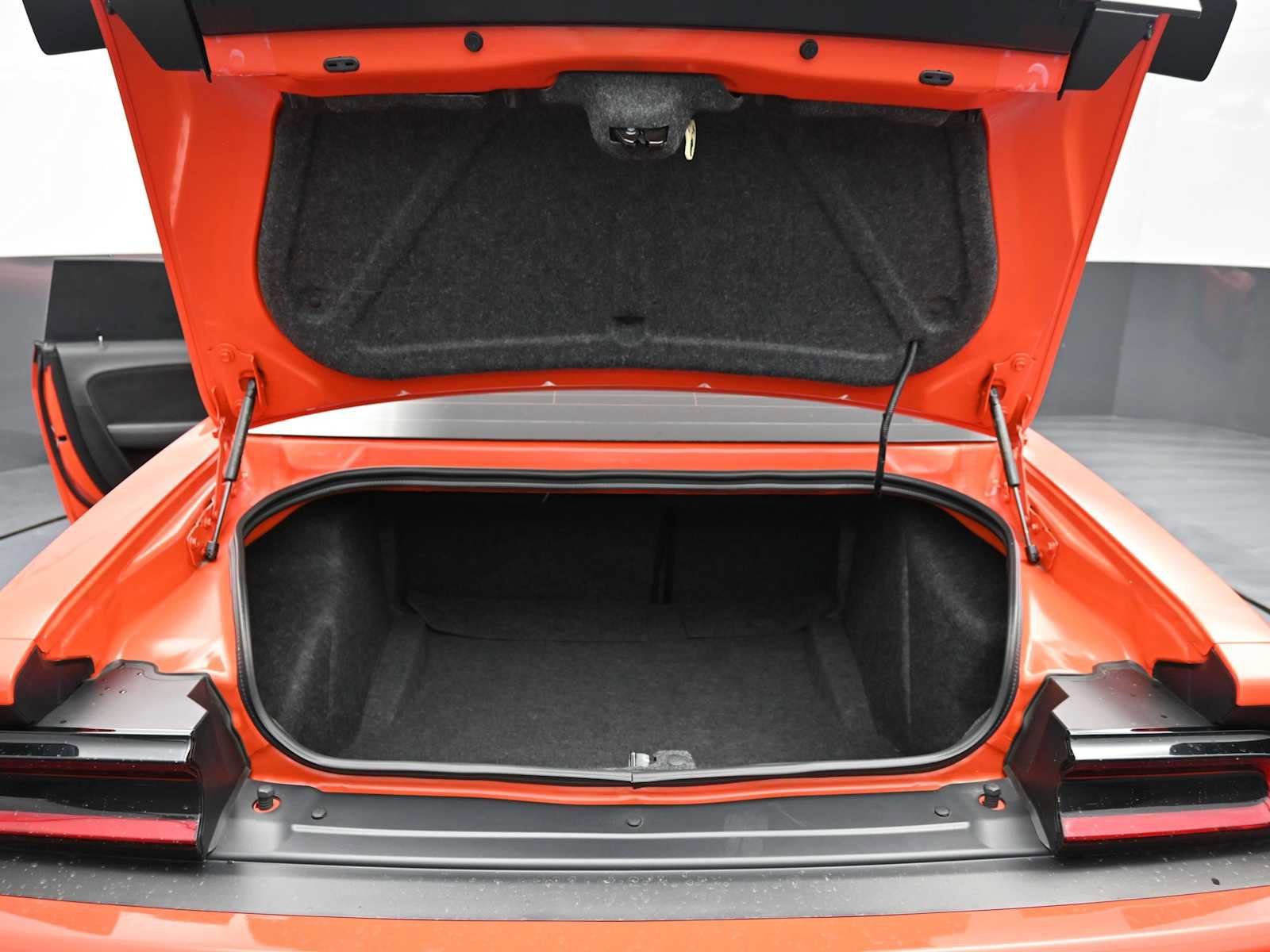 Used 2023 Dodge Challenger R/T image 30