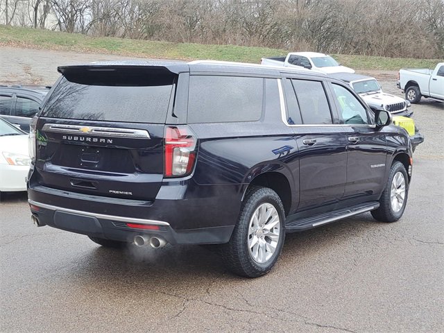 Used 2024 Chevrolet Suburban Premier image 5