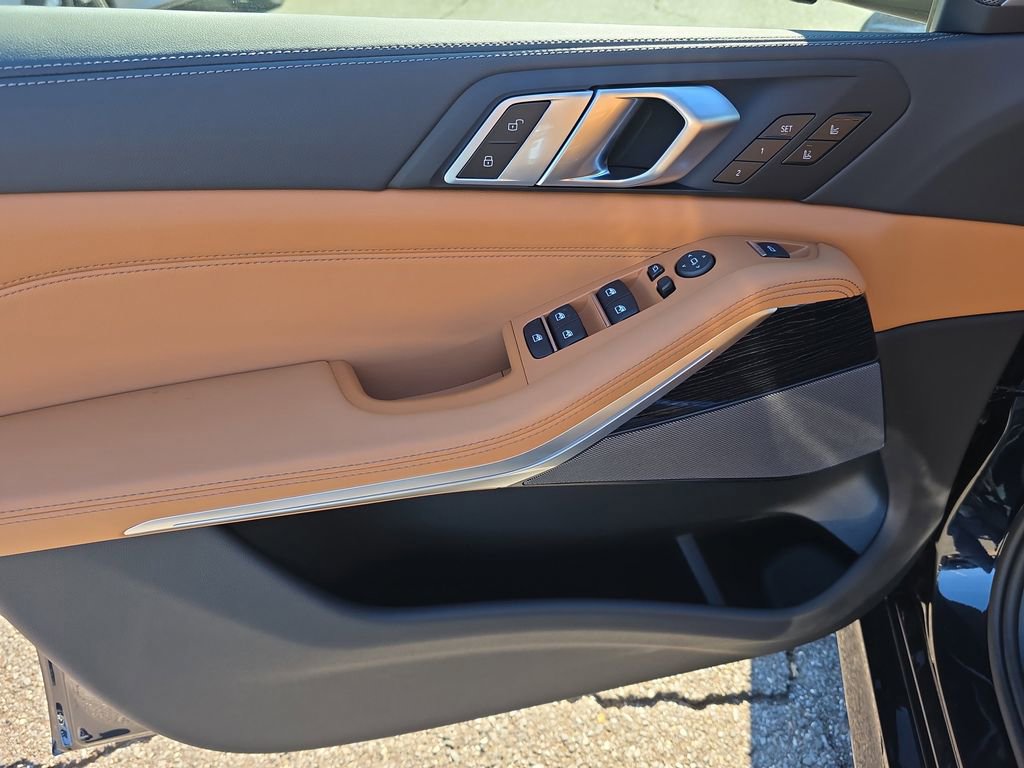 New 2026 BMW X5 M60i w/ Parking Assistance Package image 11