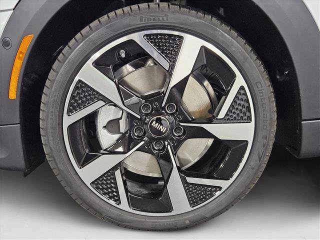 Used 2026 MINI Cooper 4-Door Hardtop FWD image 16