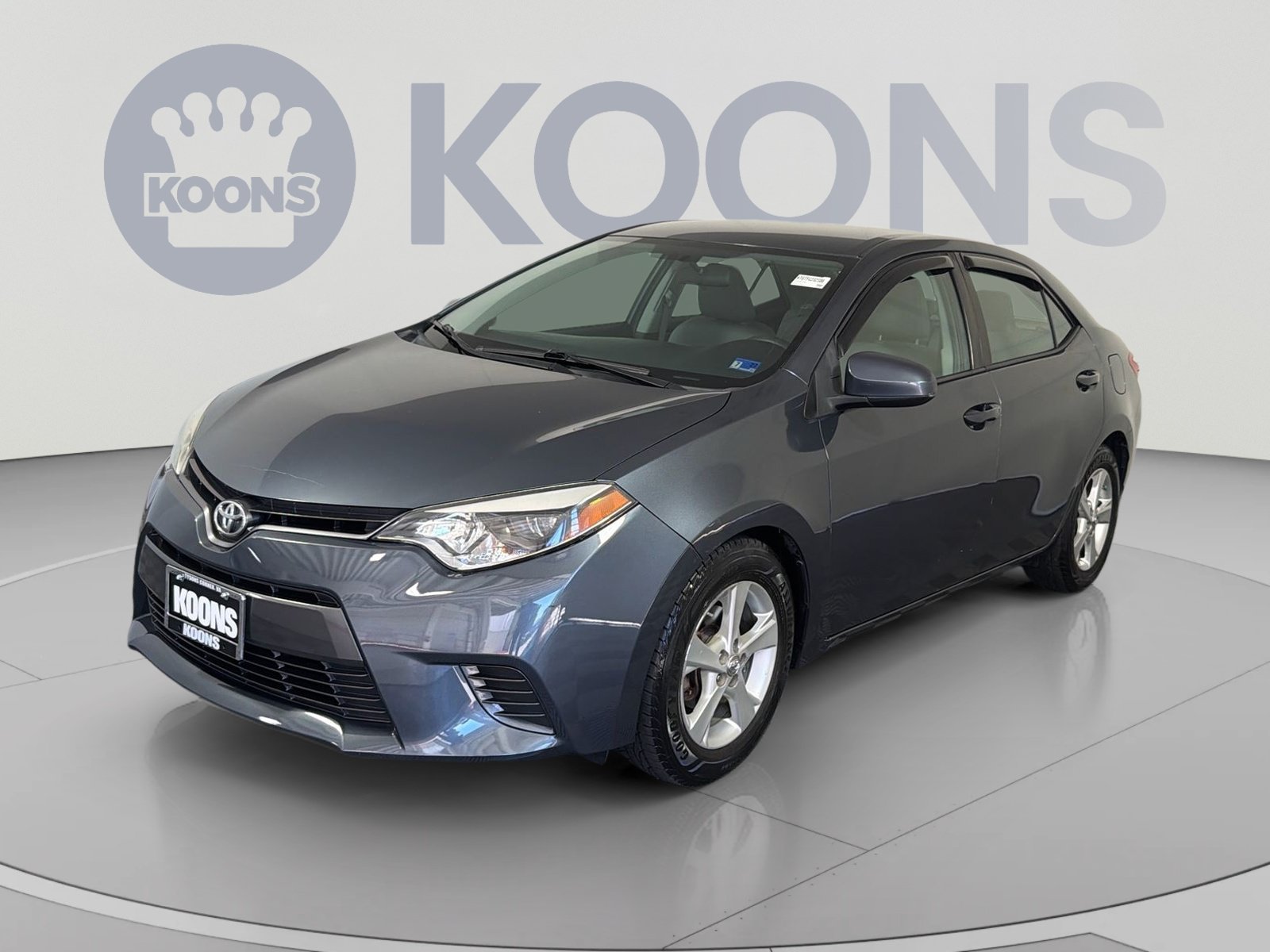 Used 2015 Toyota Corolla LE FWD image 1