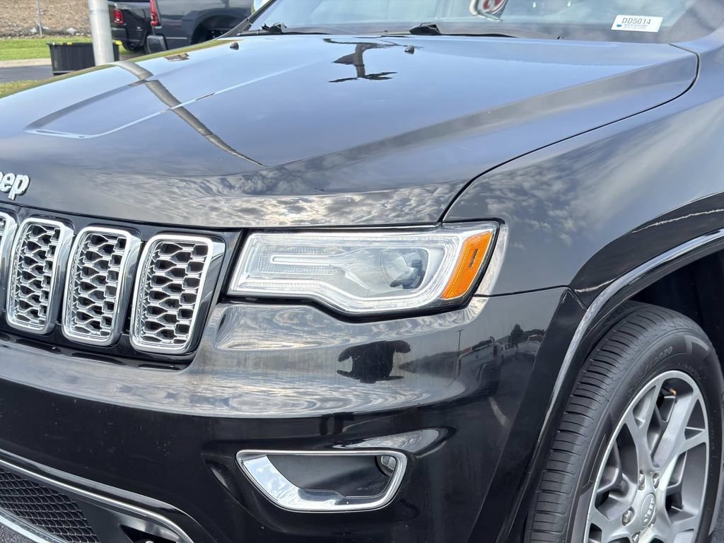 Used 2020 Jeep Grand Cherokee Overland AWD/4WD image 10