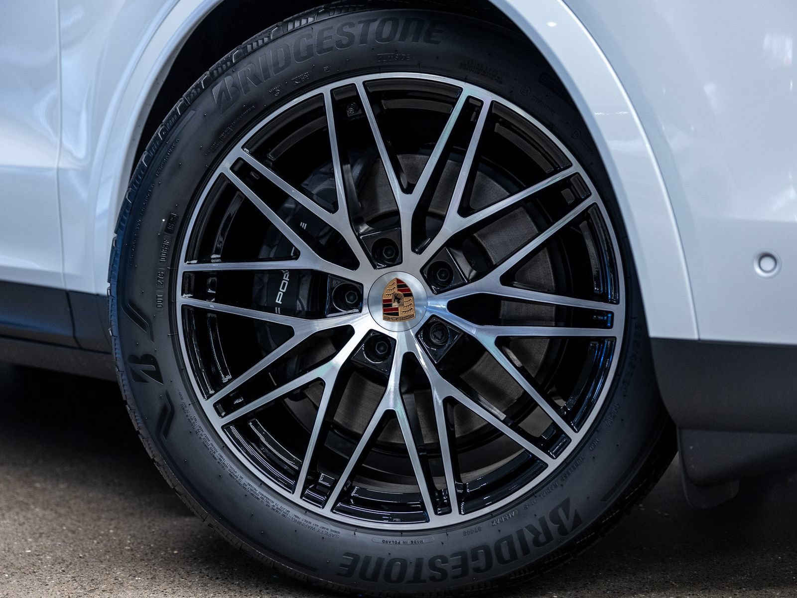 New 2026 Porsche Cayenne Coupe AWD/4WD image 20