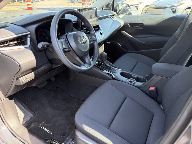 Used 2026 Toyota Corolla LE FWD image 9
