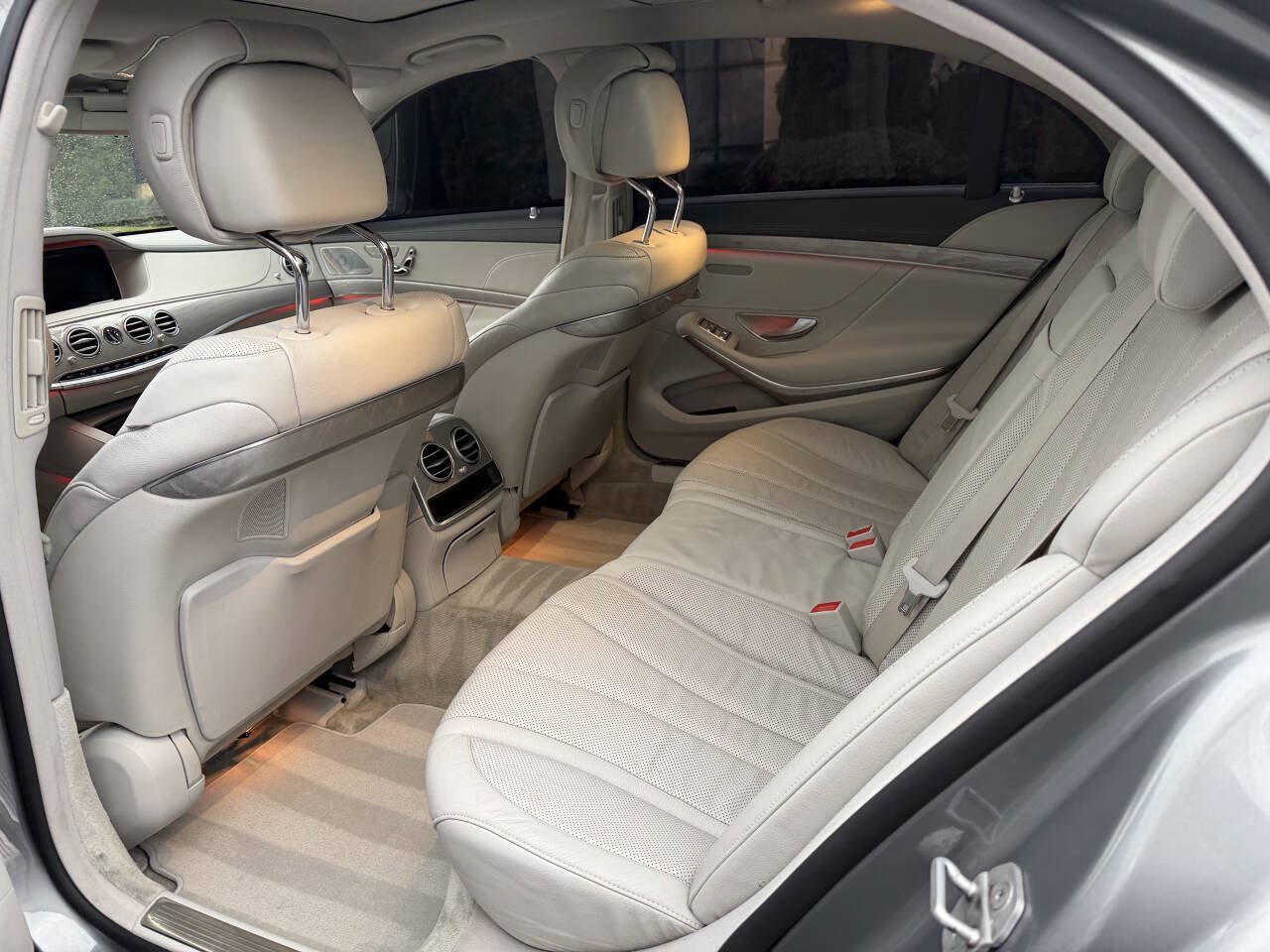Used 2015 Mercedes-Benz S 550 Sedan image 27