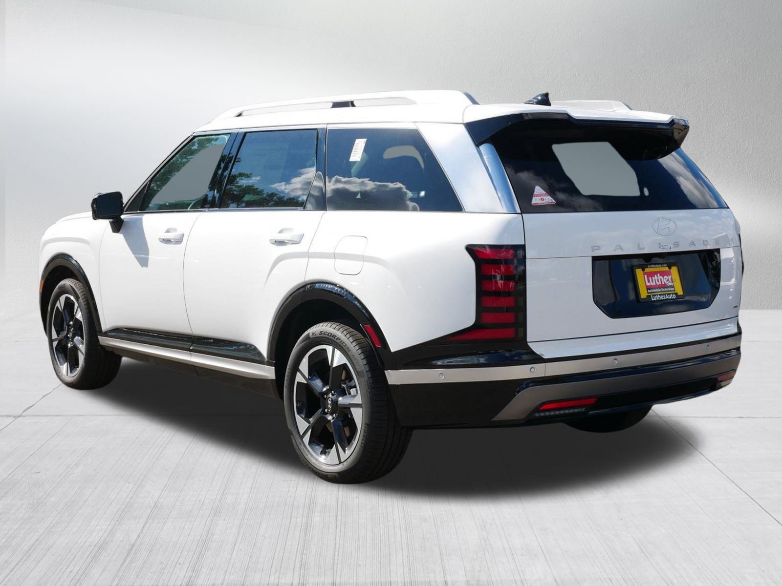 New 2026 Hyundai Palisade Limited AWD/4WD image 3
