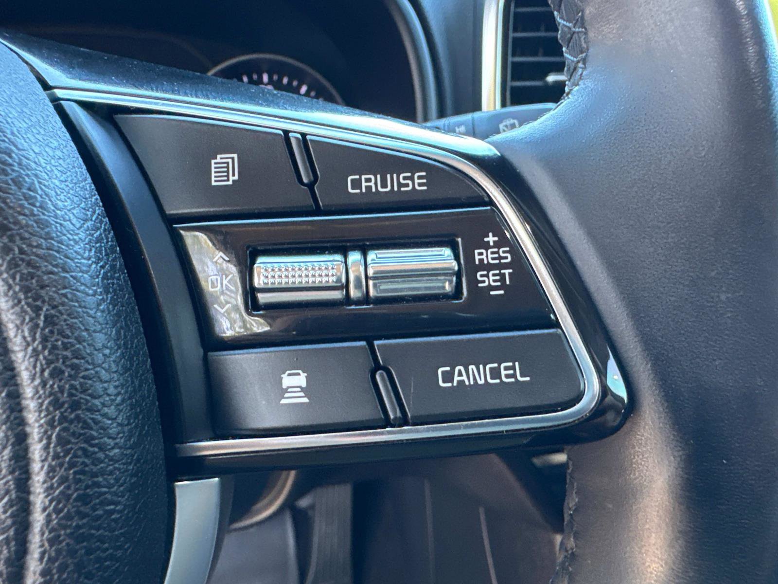 Used 2022 Kia Sportage EX w/ EX Technology Package image 30