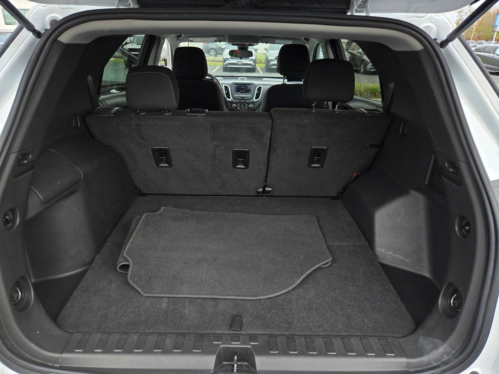 Used 2023 Chevrolet Equinox LT image 22