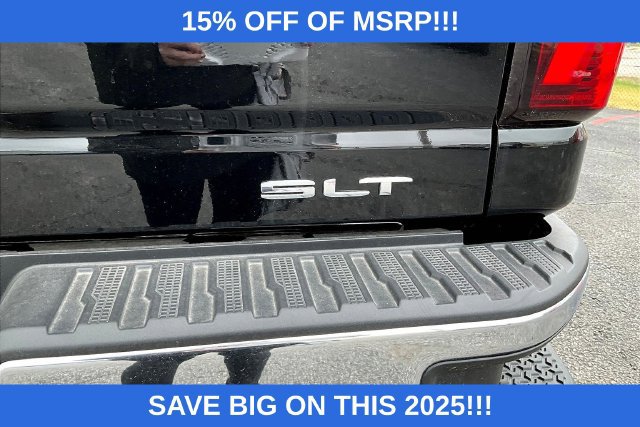 New 2025 GMC Sierra 2500 SLT w/ SLT Premium Package AWD/4WD image 9