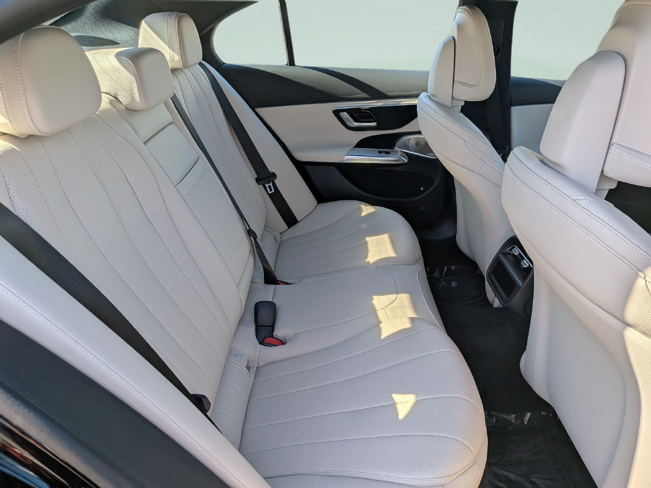 New 2027 Mercedes-Benz E 350 Sedan image 8
