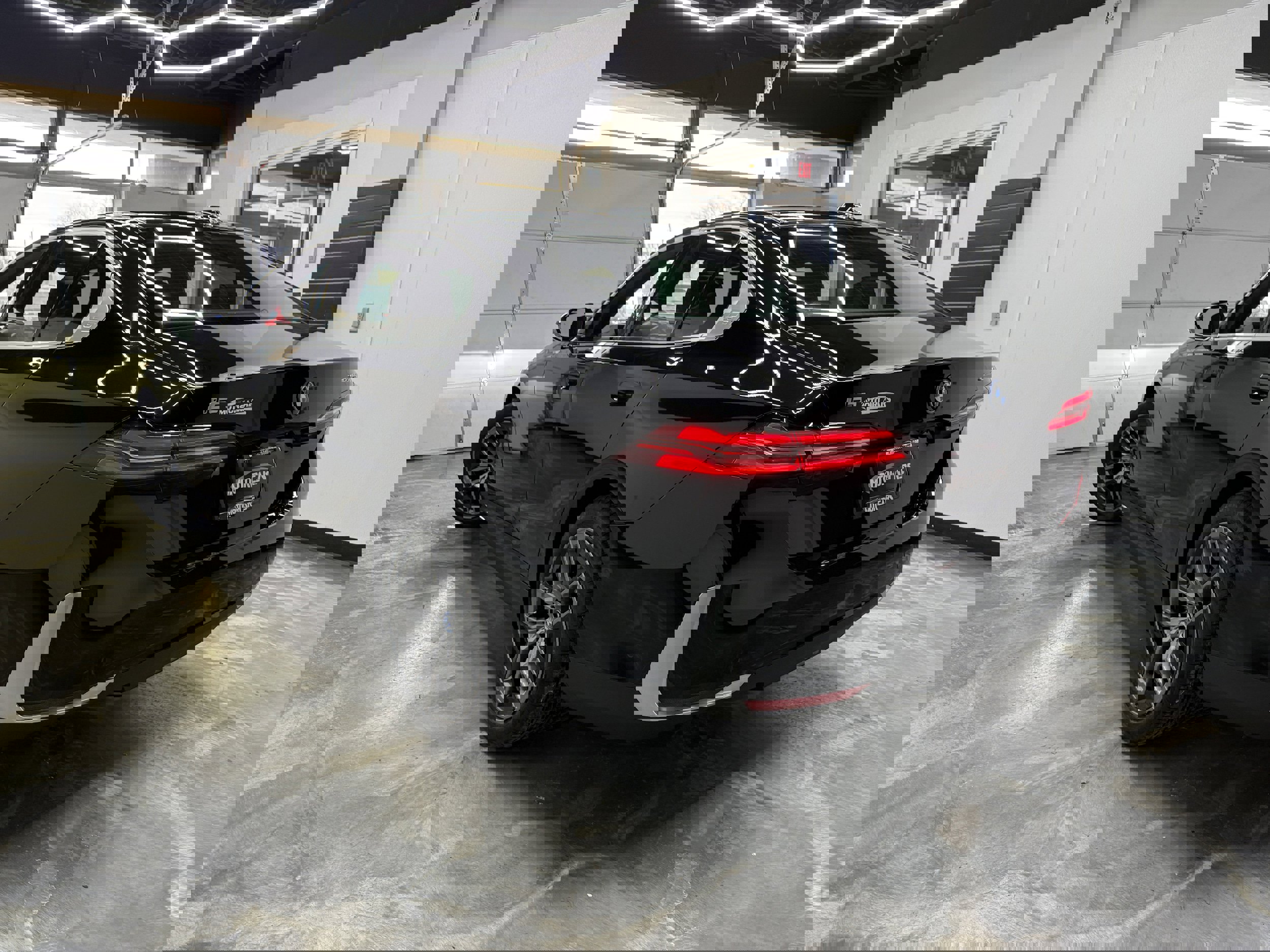 Used 2024 BMW i5 M60 image 6