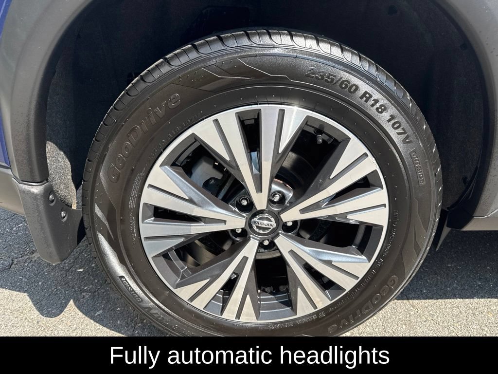 Used 2021 Nissan Rogue SV AWD/4WD image 10