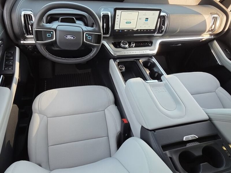 New 2027 Ford Expedition Max Platinum AWD/4WD image 9