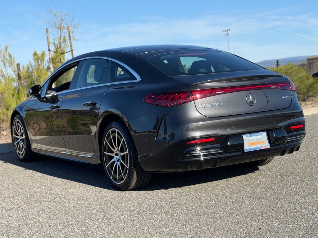 Used 2025 Mercedes-Benz EQS 580 4MATIC Sedan image 10