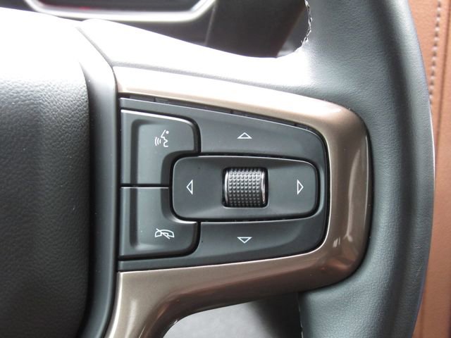 Used 2023 Chevrolet Silverado 3500 High Country image 30