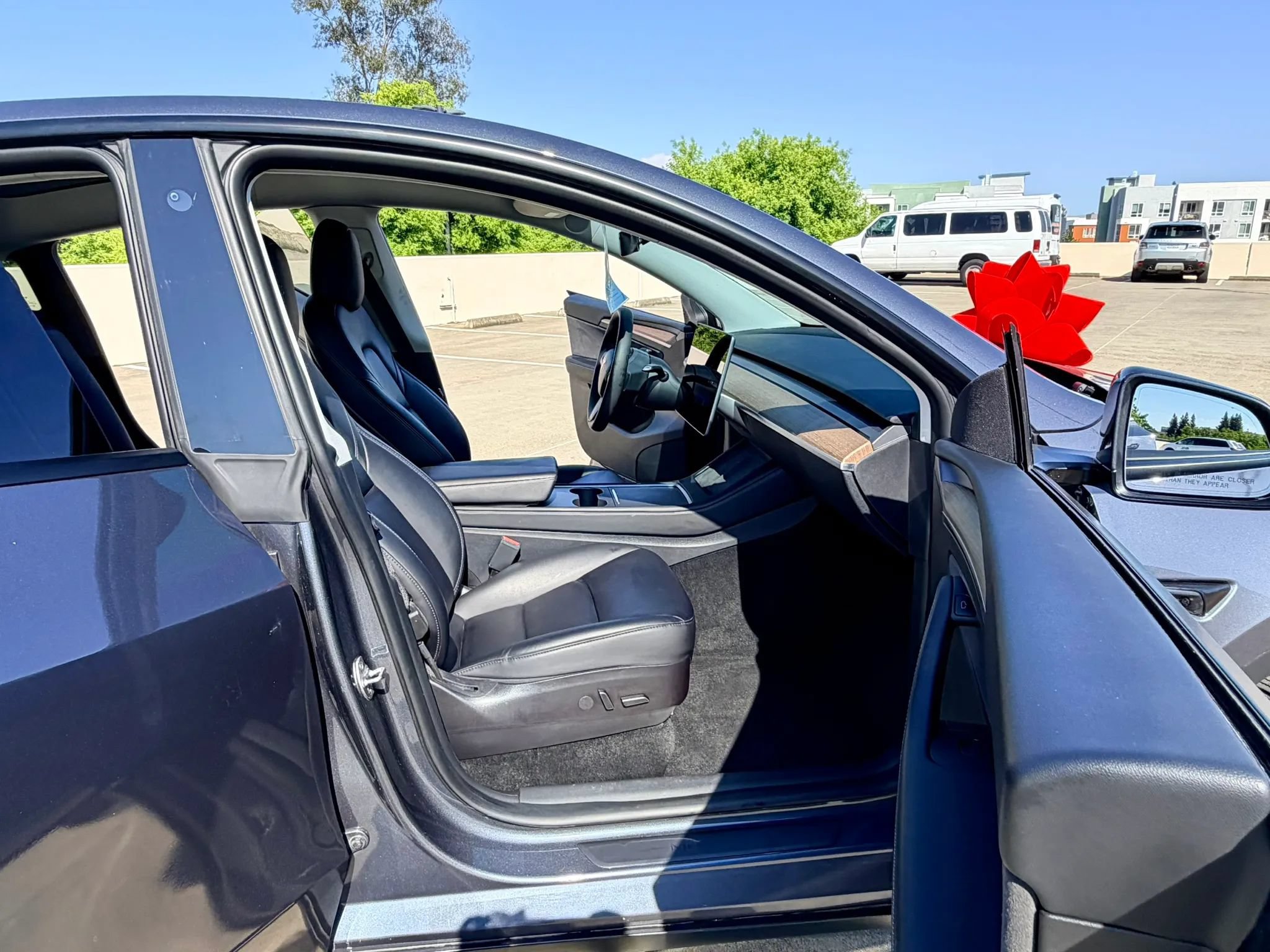 Used 2023 Tesla Model Y Long Range AWD/4WD image 31