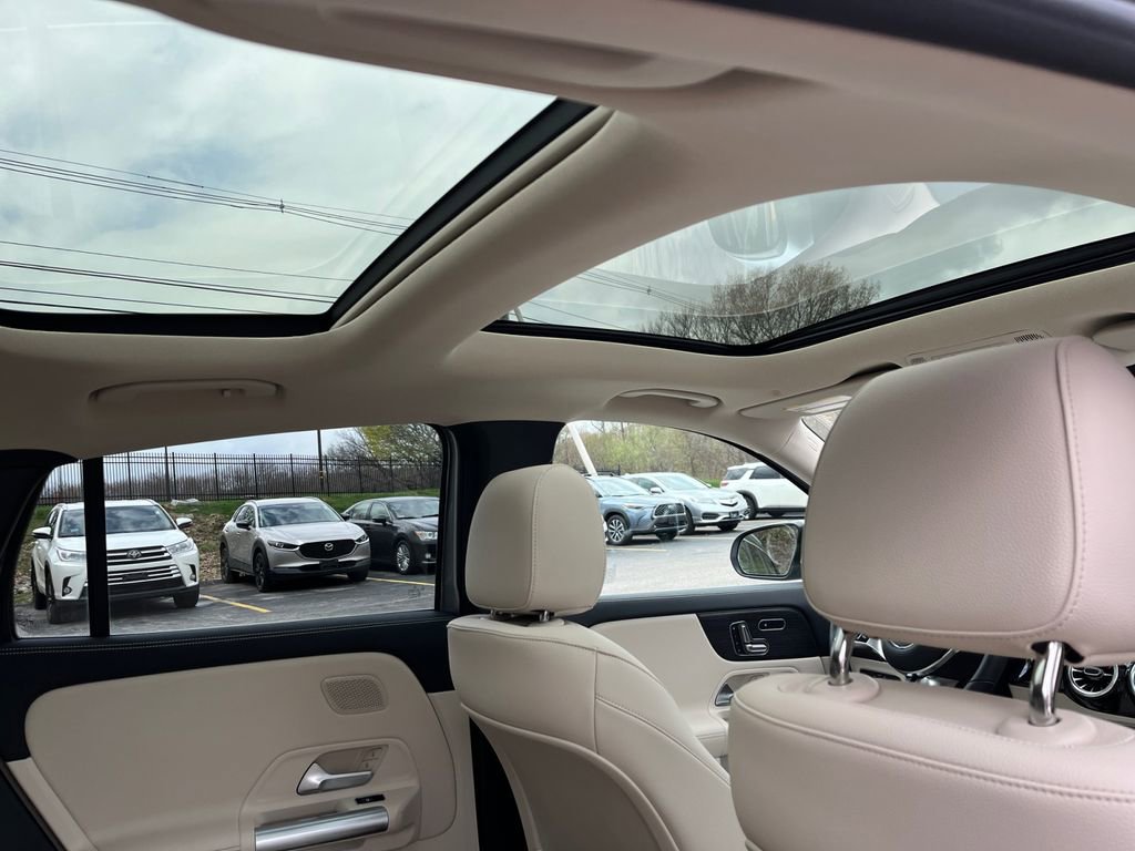 Certified 2026 Mercedes-Benz GLA 250 4MATIC image 18