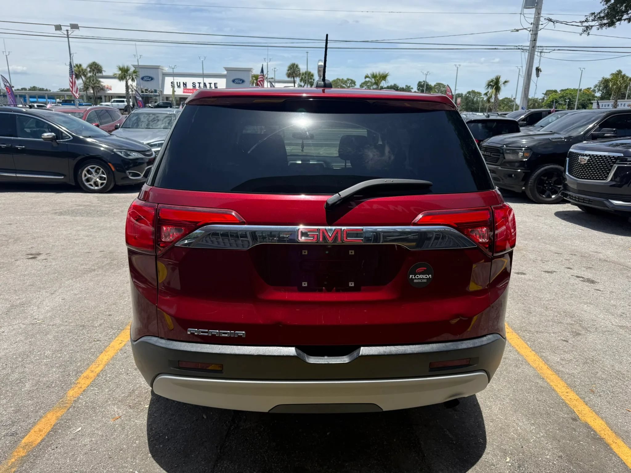 Used 2017 GMC Acadia SLE FWD image 6