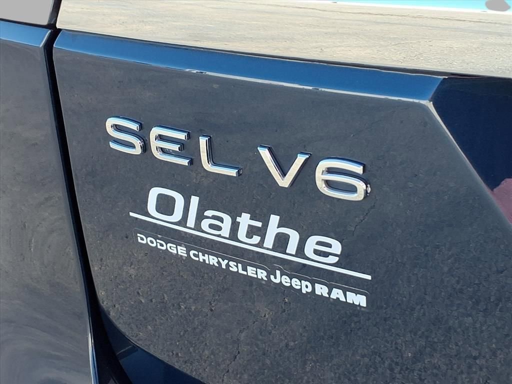 Used 2021 Volkswagen Atlas SEL Premium image 22