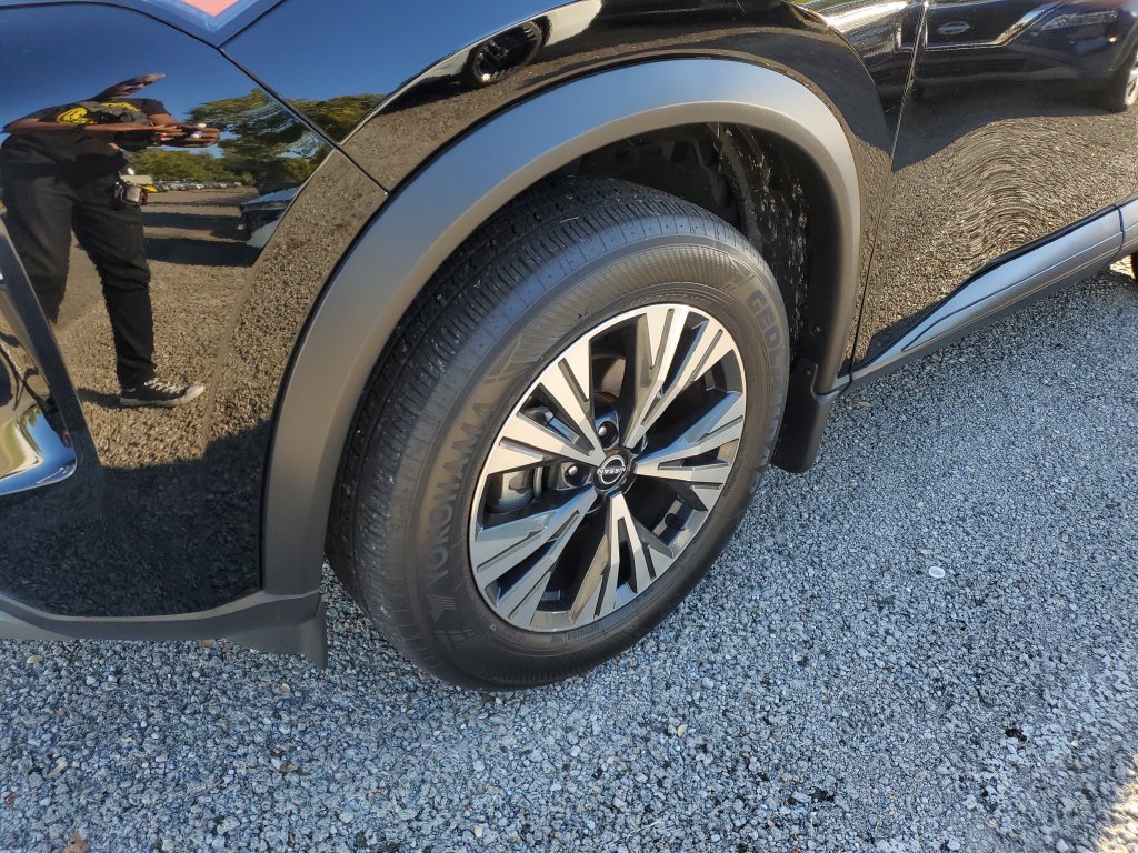 Certified 2023 Nissan Rogue SV w/ SV Premium B Package AWD/4WD image 8