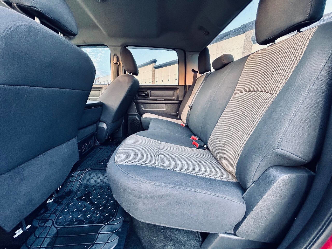 Used 2011 RAM 1500 ST w/ ST Popular Equipment Group AWD/4WD image 11