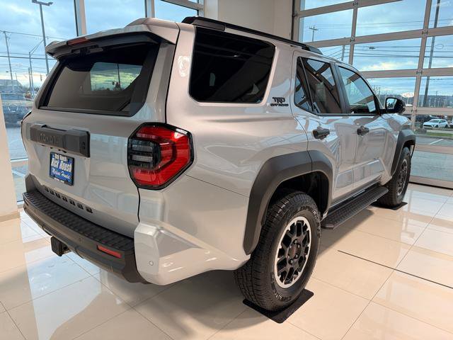 Used 2025 Toyota 4Runner 4WD image 6