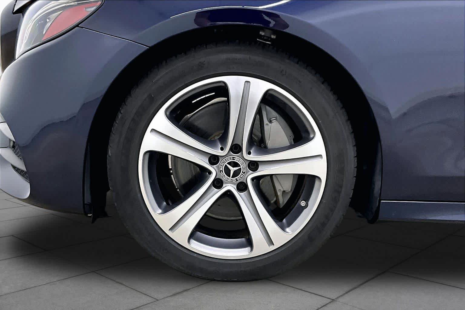 Used 2020 Mercedes-Benz E 350 Sedan image 11