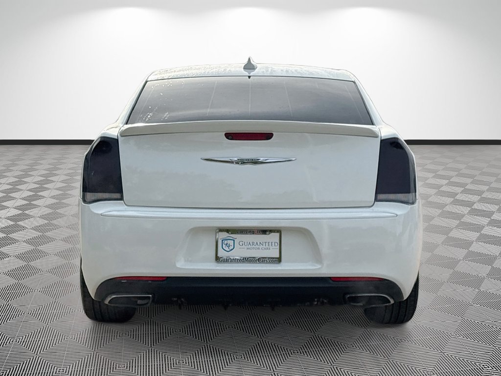 Used 2016 Chrysler 300 S w/ Light Group RWD image 8