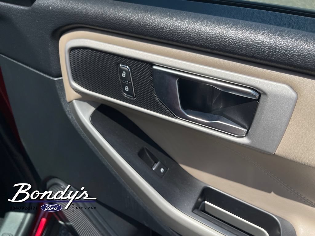 Used 2021 Ford Explorer XLT RWD image 20