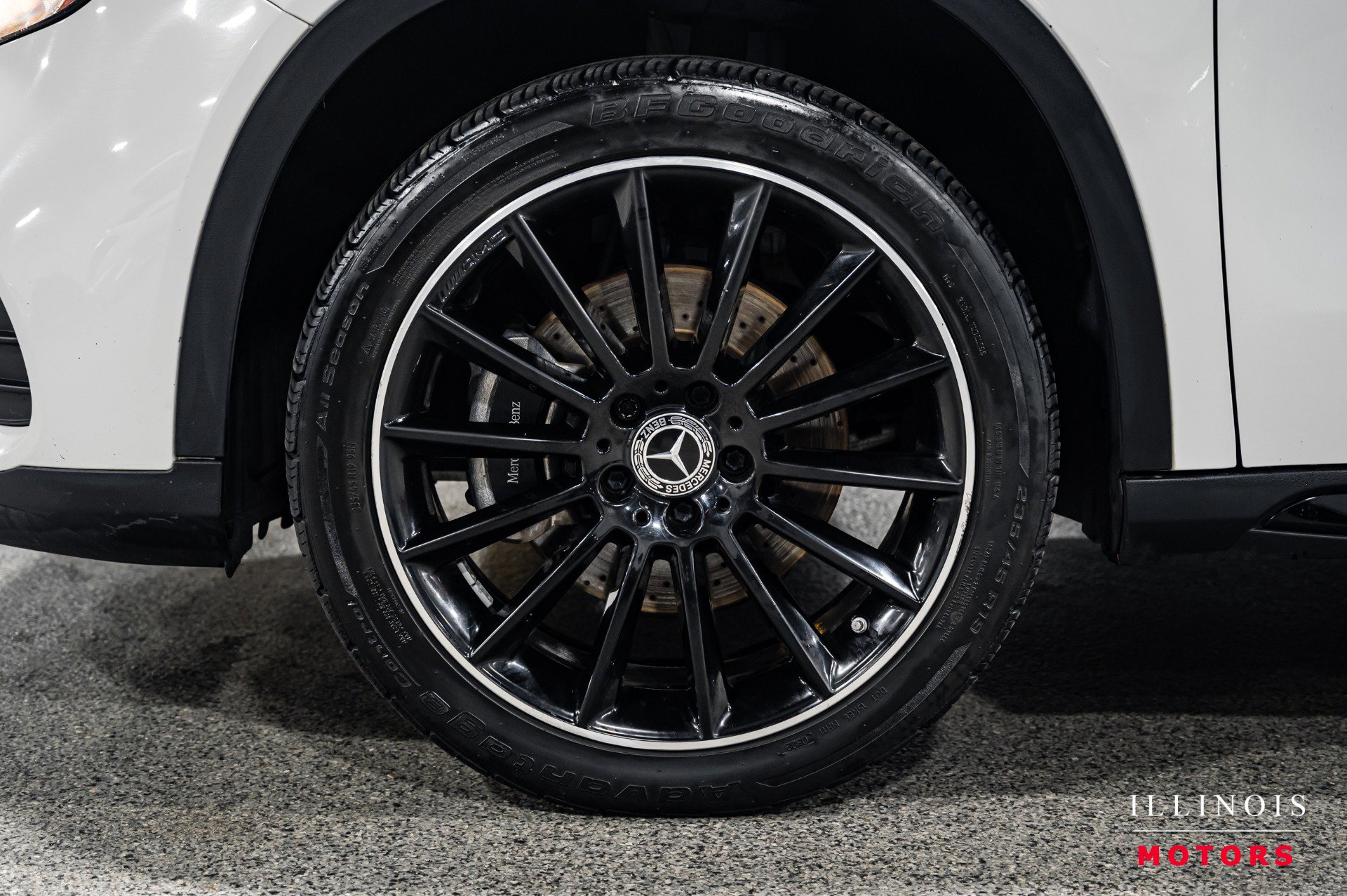 Used 2018 Mercedes-Benz GLA 250 4MATIC image 9