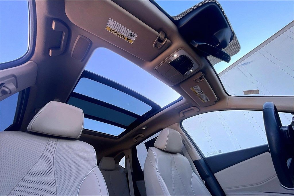 Used 2019 Acura RDX AWD w/ Advance Package image 22