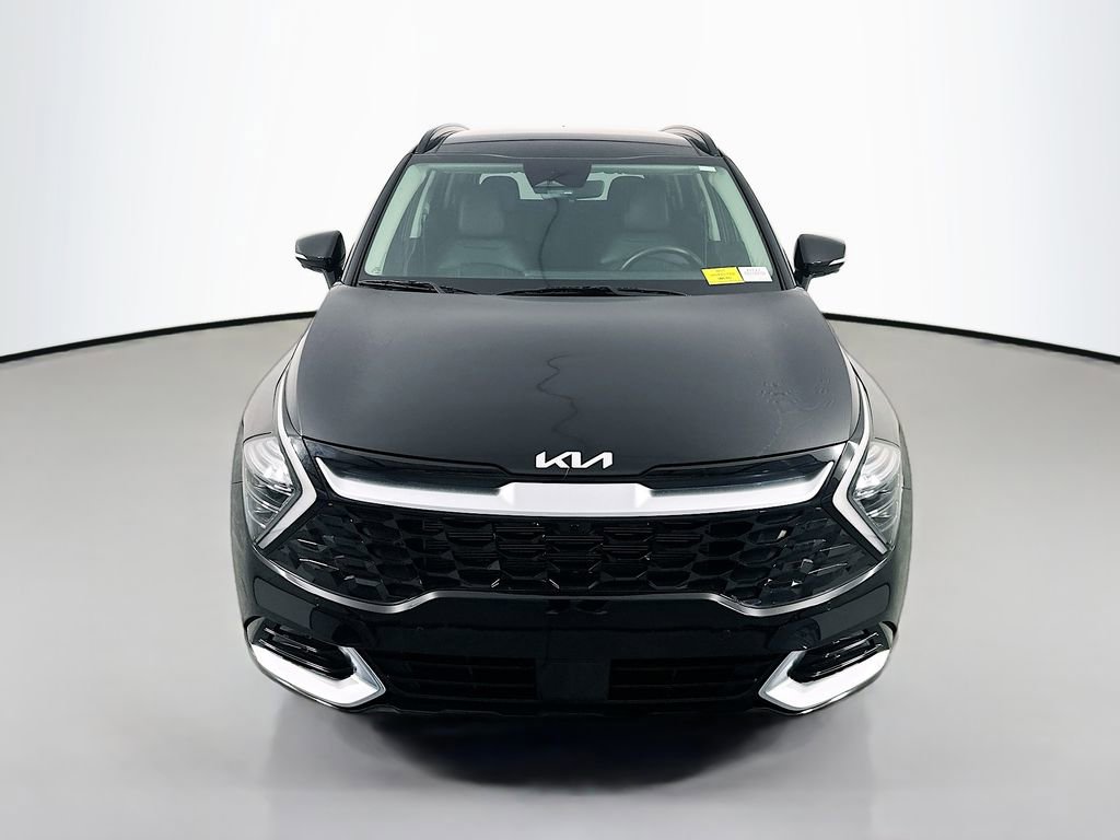 Used 2025 Kia Sportage SX image 2