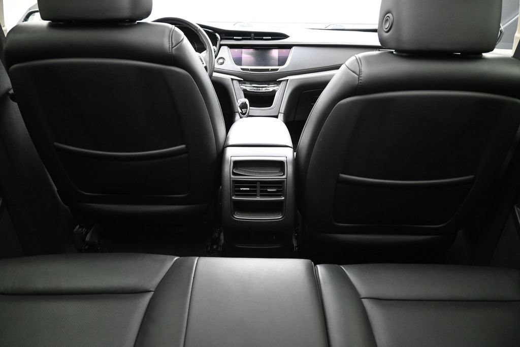 Used 2017 Cadillac XT5 Luxury w/ Driver Awareness Package FWD image 25