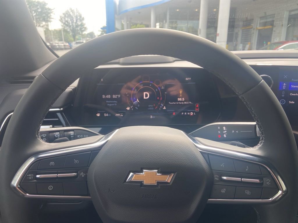 New 2025 Chevrolet Suburban Premier w/ Sun And Tow Package image 26