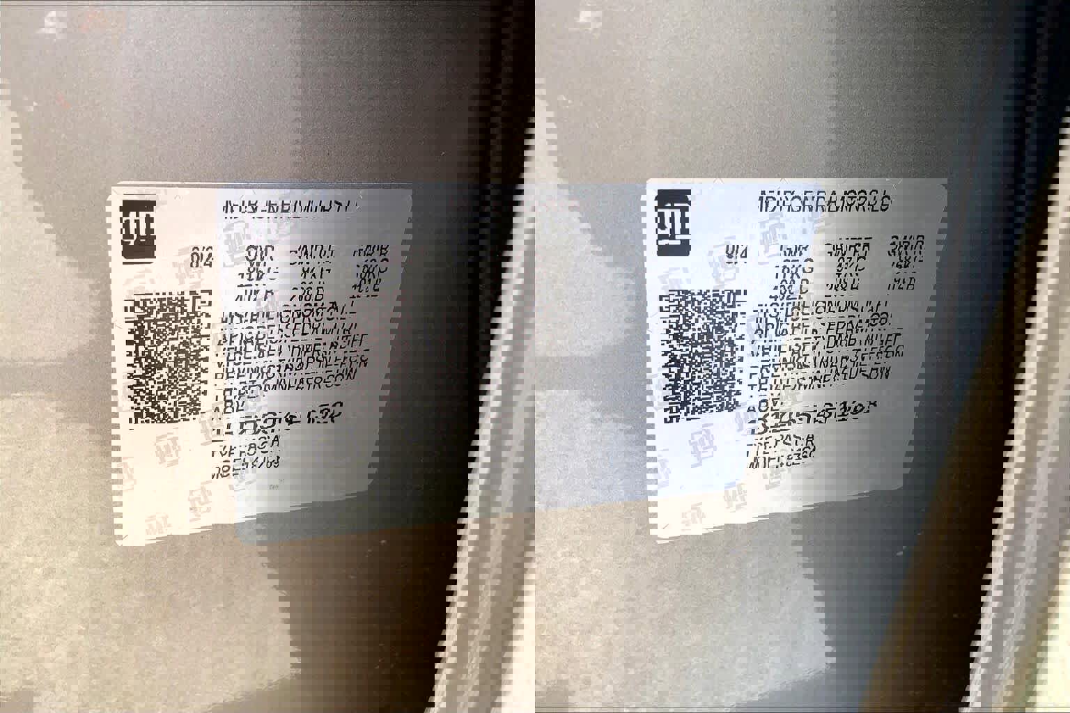 Used 2025 Chevrolet Malibu LS FWD image 30