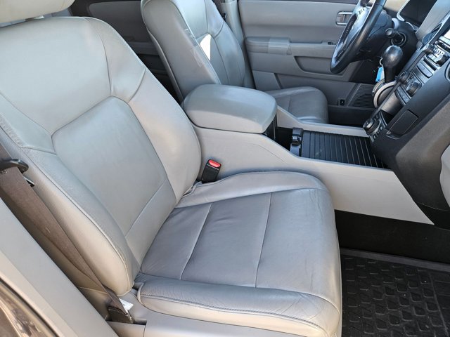 Used 2015 Honda Pilot Touring image 16