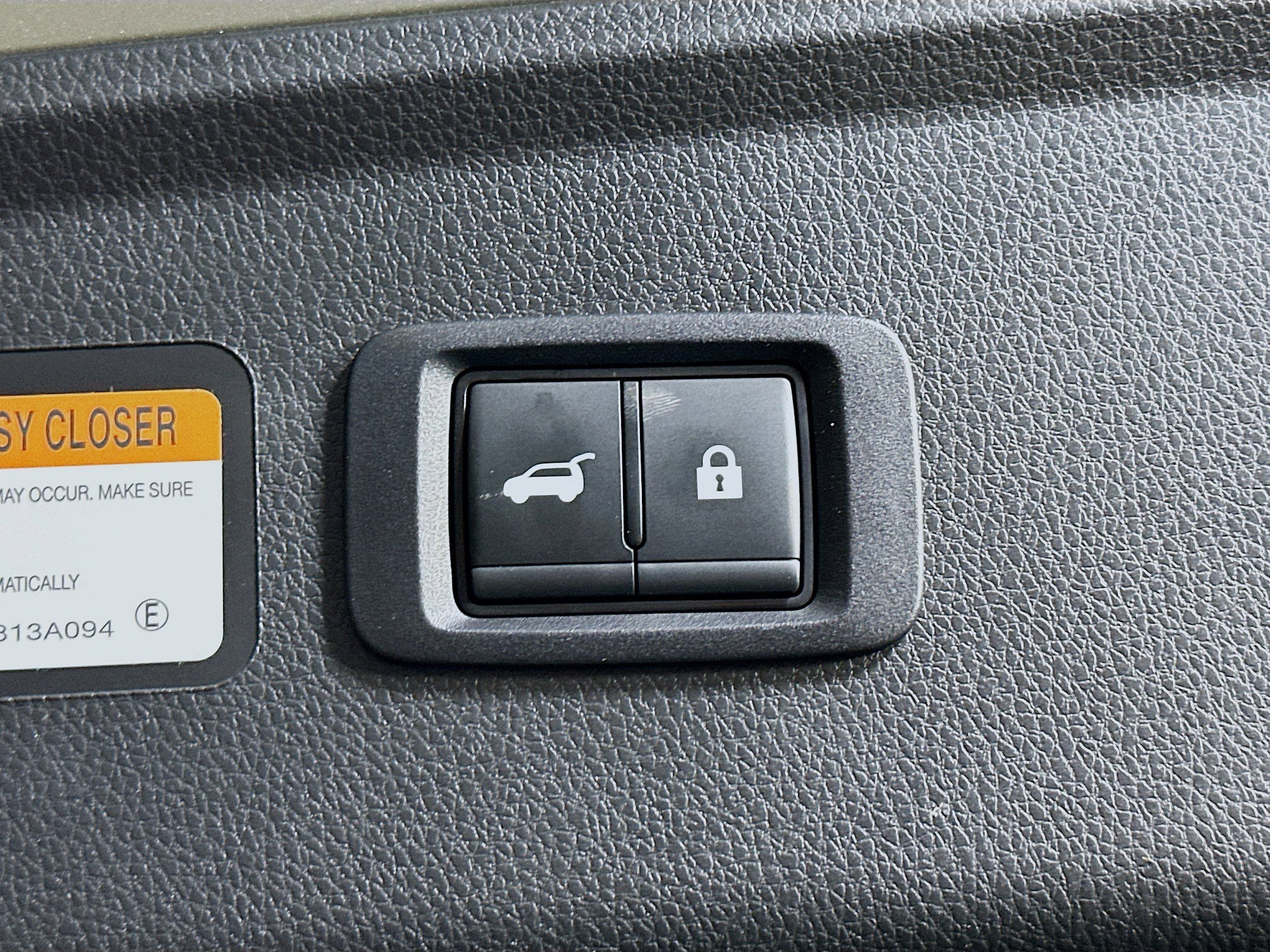 Used 2025 Mitsubishi Eclipse Cross SE image 28