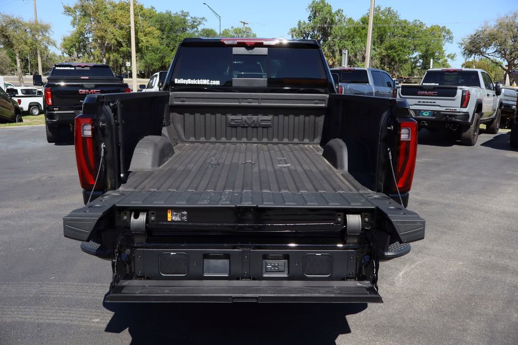 Certified 2025 GMC Sierra 2500 Denali Ultimate image 28
