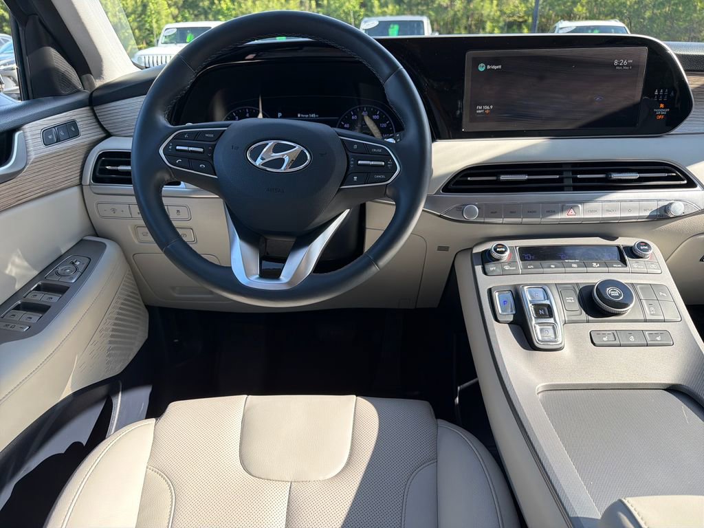 Used 2022 Hyundai Palisade SEL w/ 8P Bench Seat Package FWD image 2