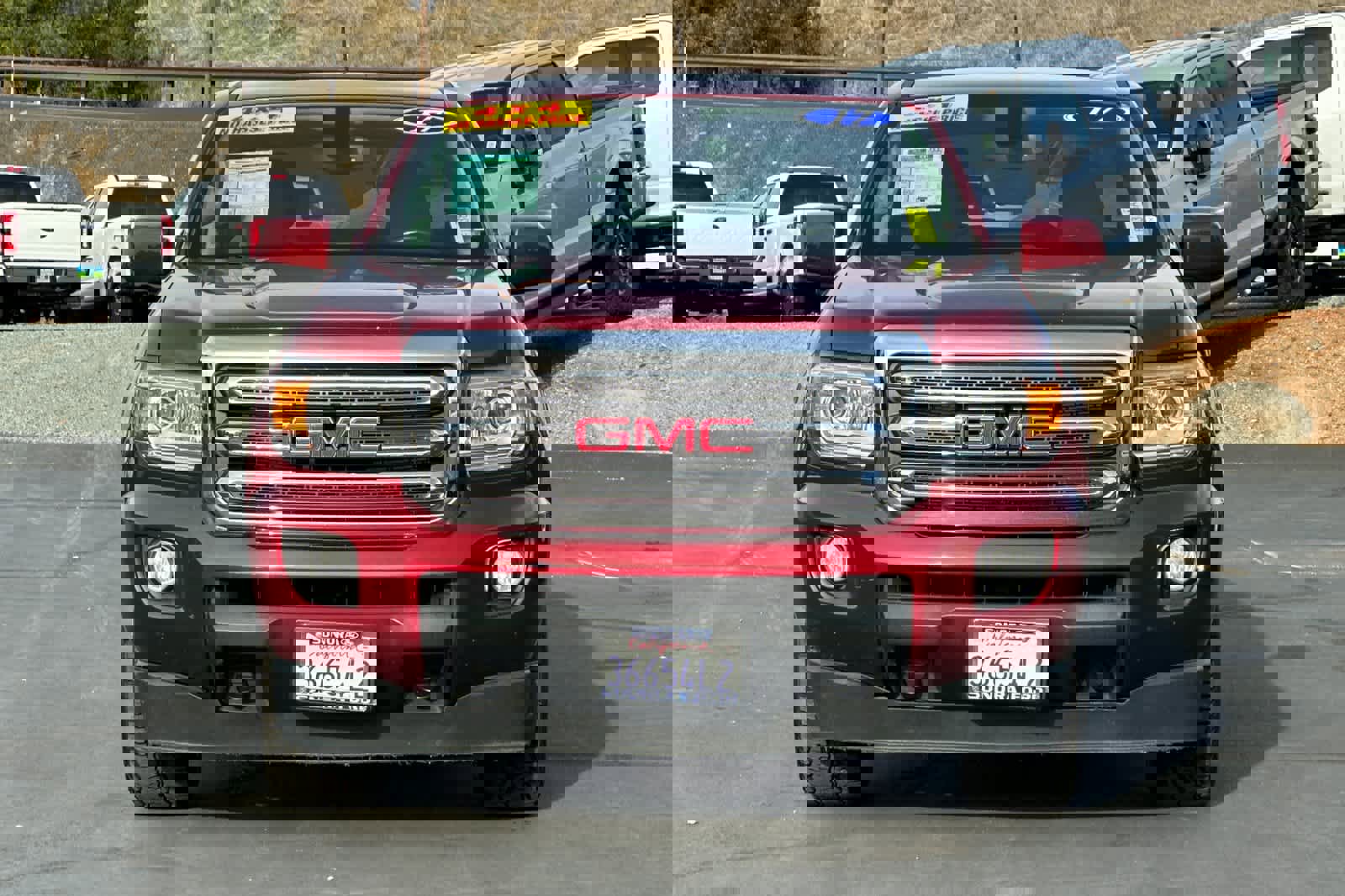 Used 2017 GMC Canyon SLE image 9