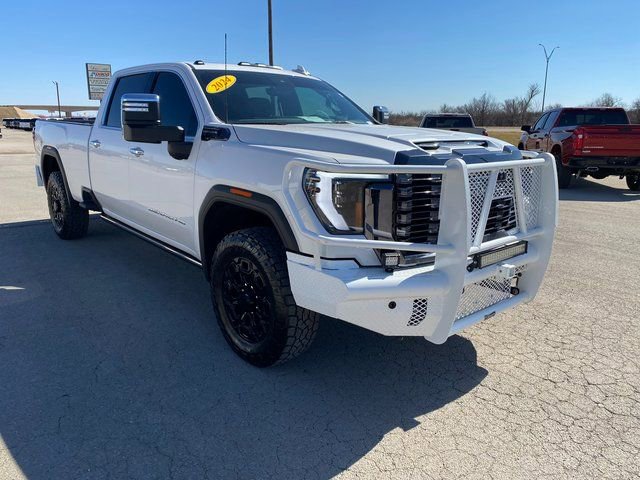 Used 2024 GMC Sierra 3500 Denali Ultimate image 8