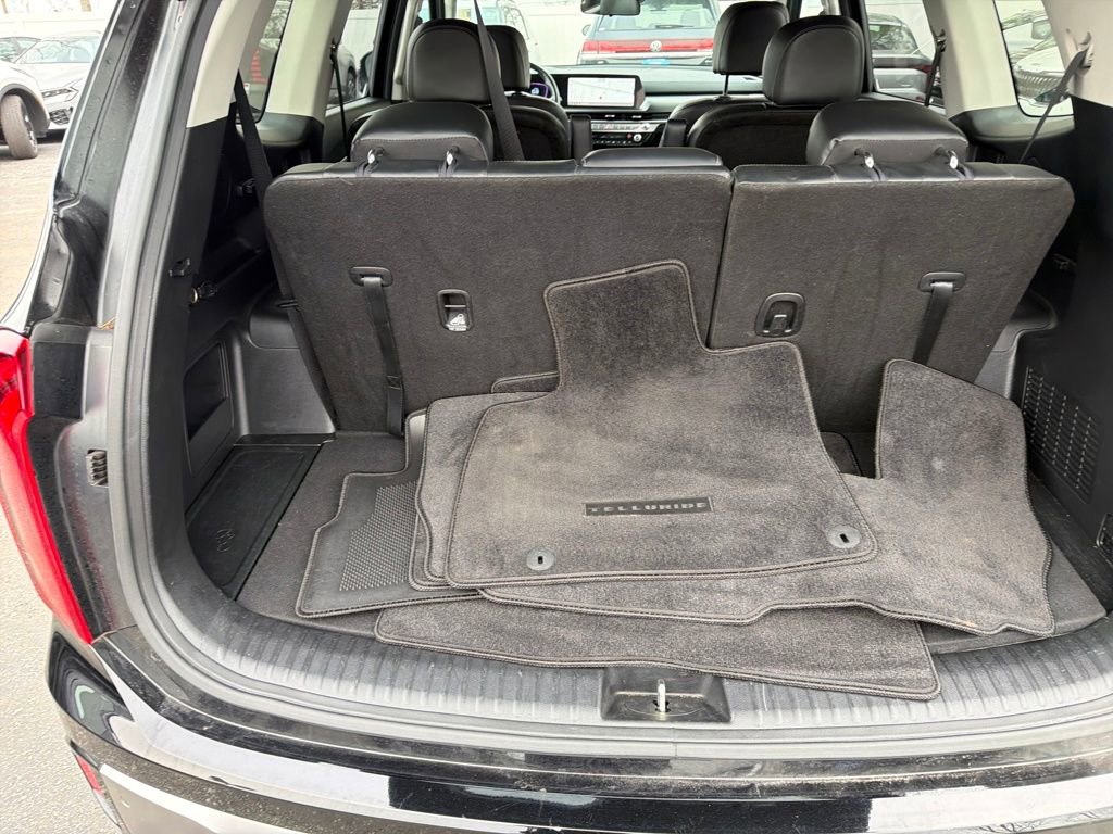 Used 2025 Kia Telluride S image 26